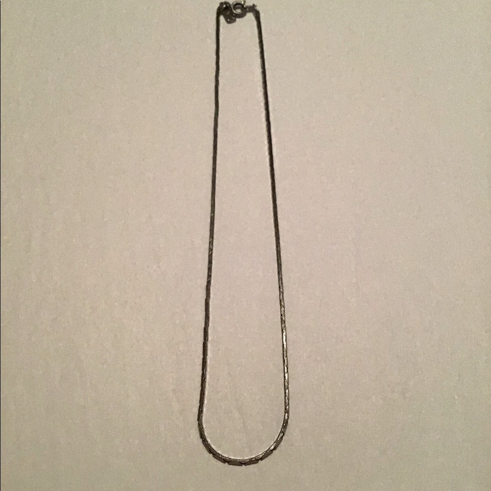 Plain silver necklace
